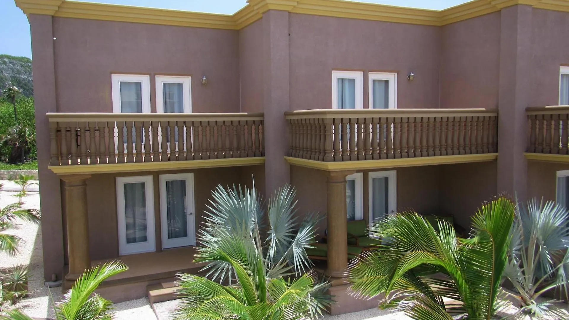 Kings Point Aparthotel The Moorings