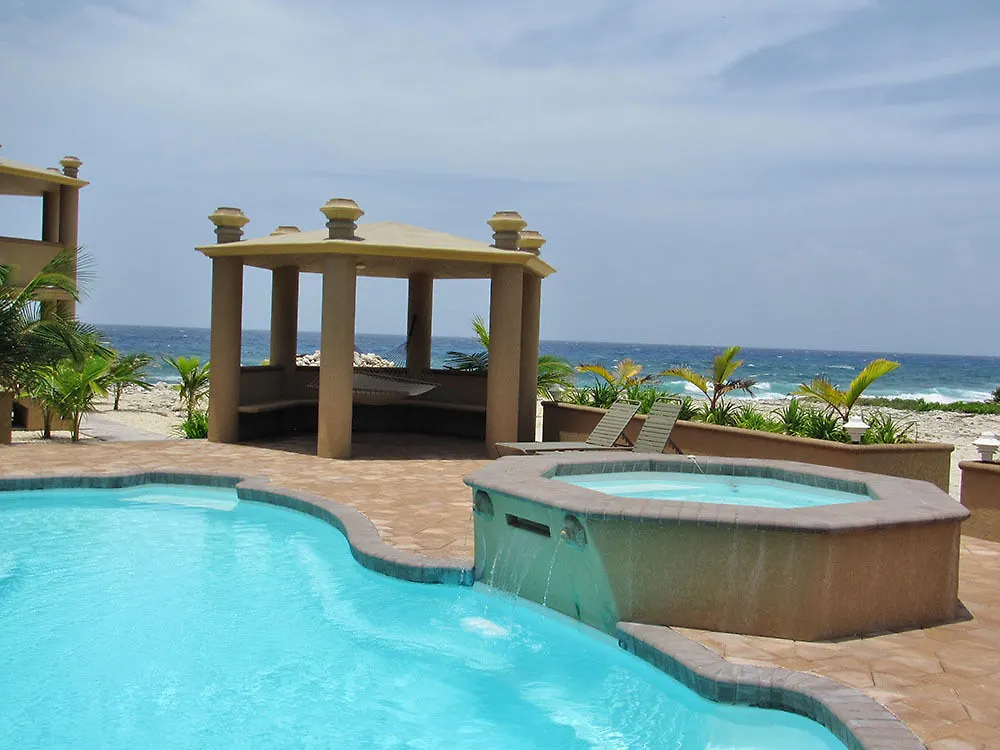 **  Kings Point Aparthotel The Moorings Cayman Islands